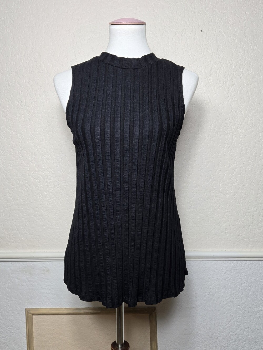 Eileen Fisher Black Ribbed Sleeveless Mock Neck Top, Size Small